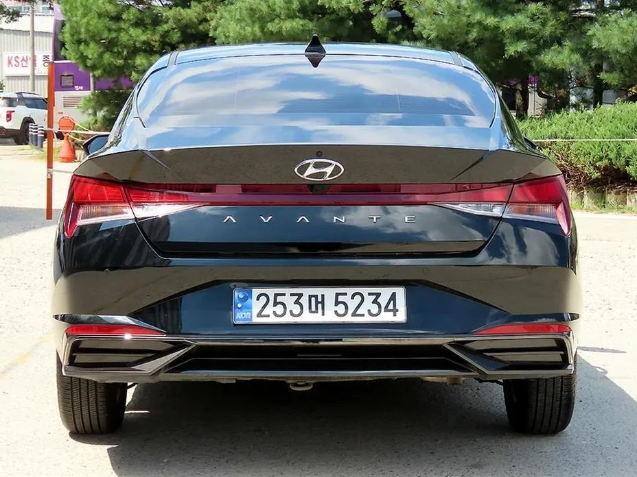 Hyundai AVANTE — фото 9