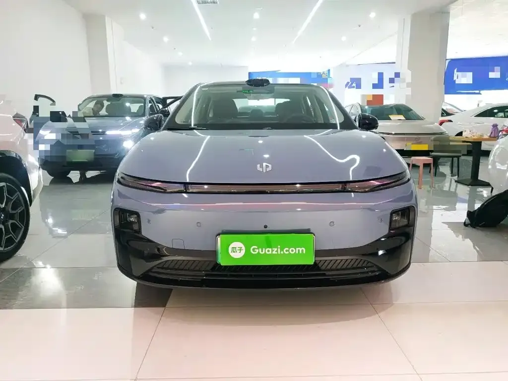 Leapmotor B01 — фото 8