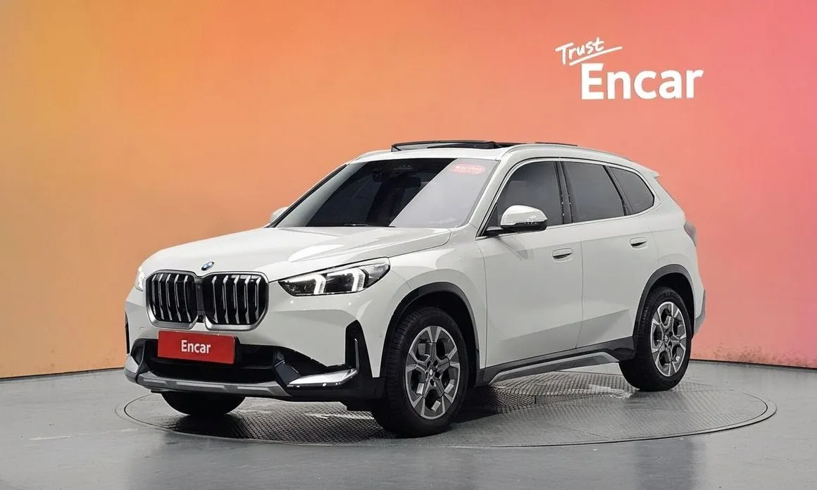 BMW X1 — фото 1