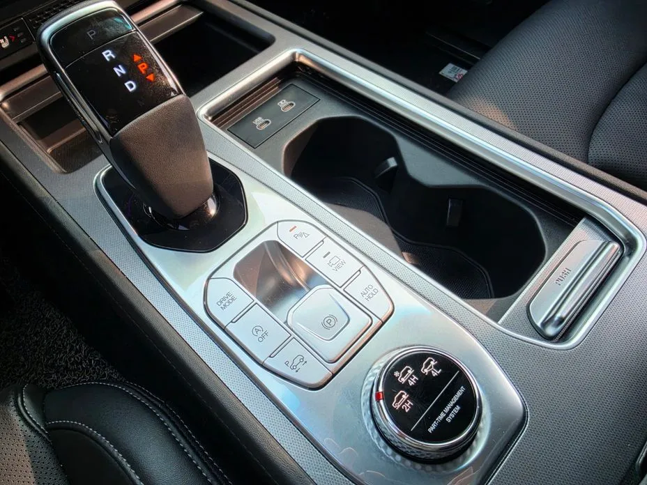 KG Mobility (Ssangyong) Rexton — фото 6
