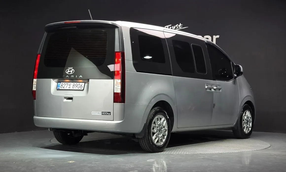 Hyundai Staria — фото 3