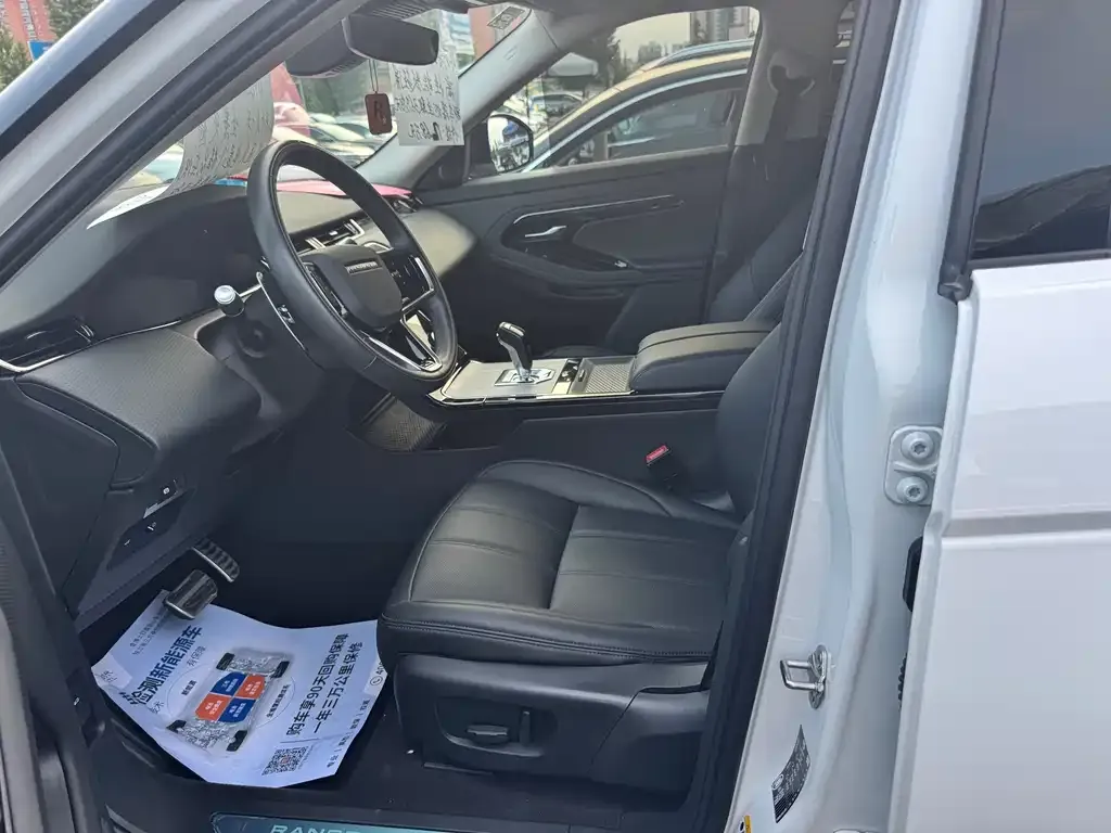 Land Rover Evoque — фото 3