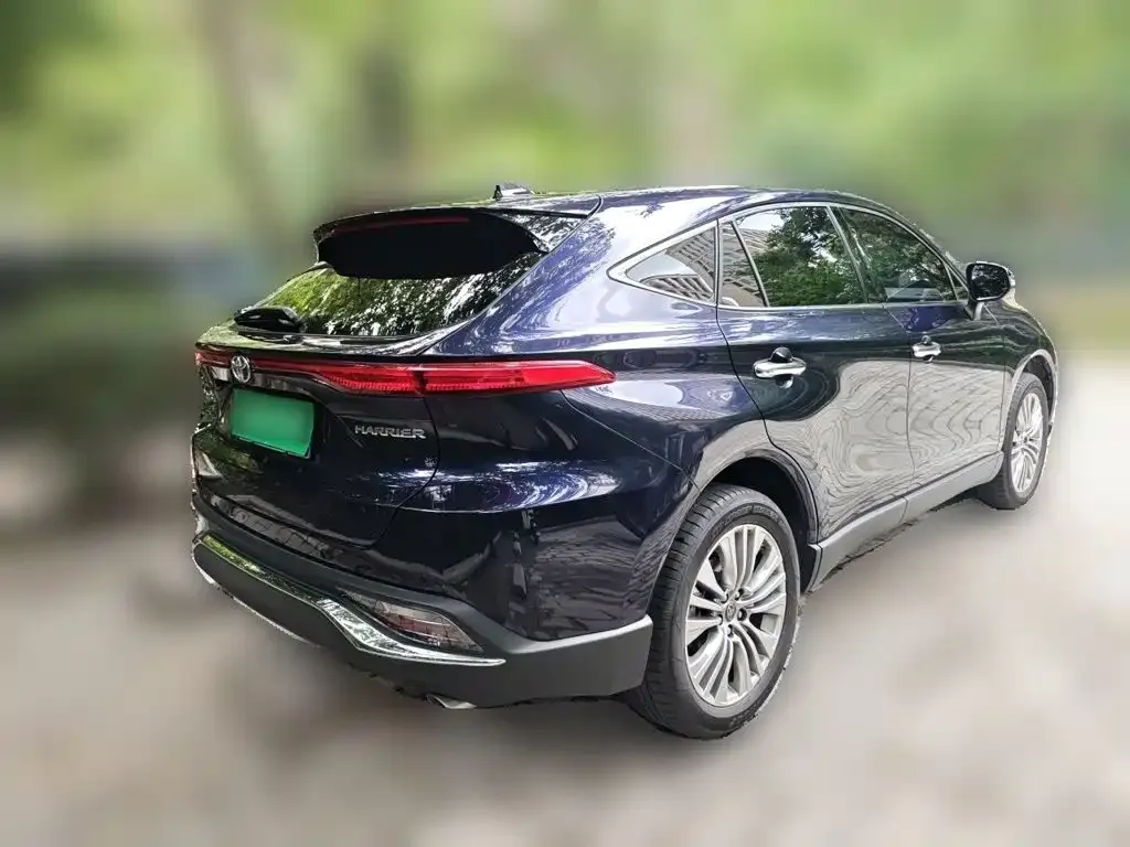 Toyota Harrier — фото 3