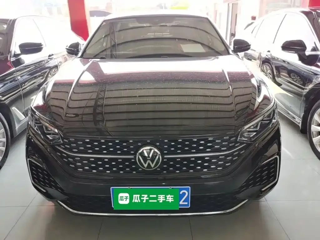 Volkswagen Passat — фото 10