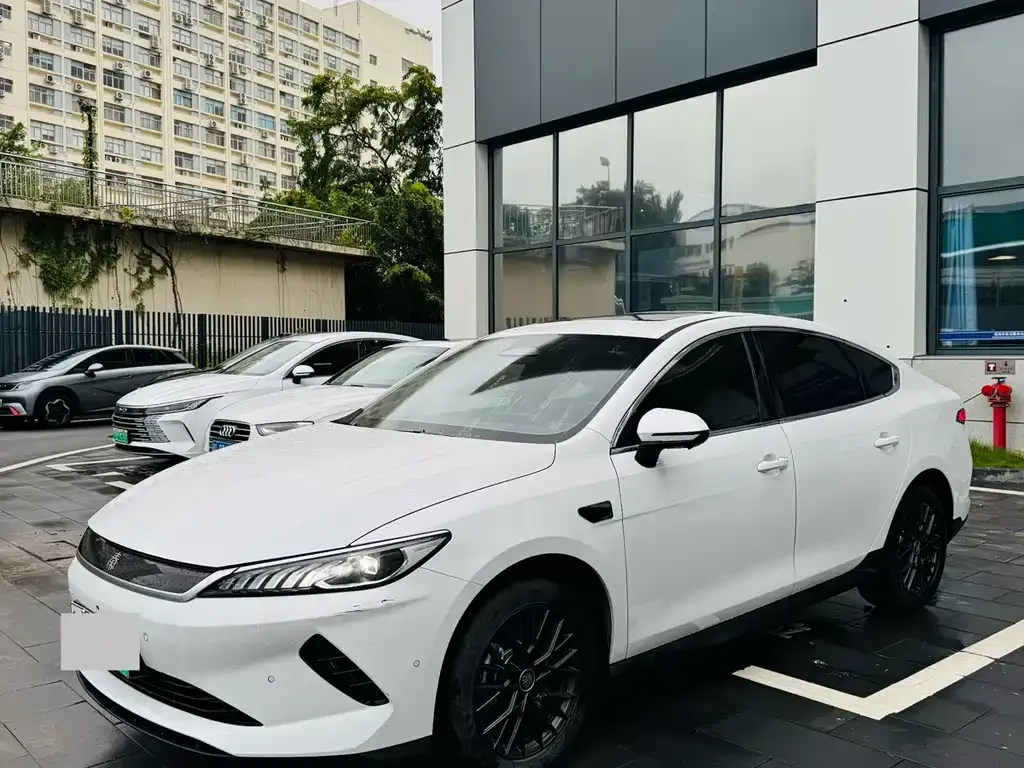 BYD Qin PLUS — фото 7