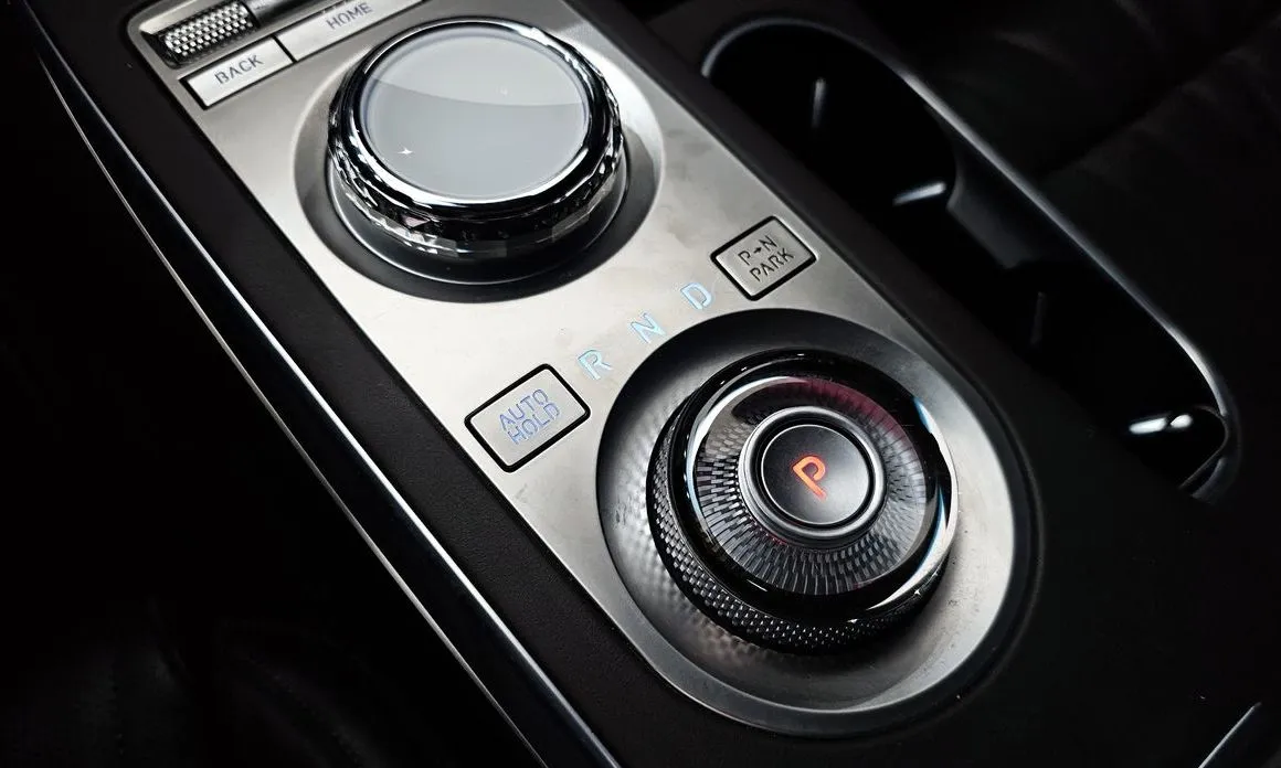 Genesis GV70 — фото 4