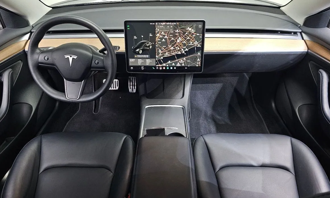 Tesla Model 3 — фото 5