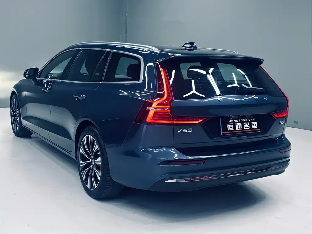 Volvo V60 — фото 2