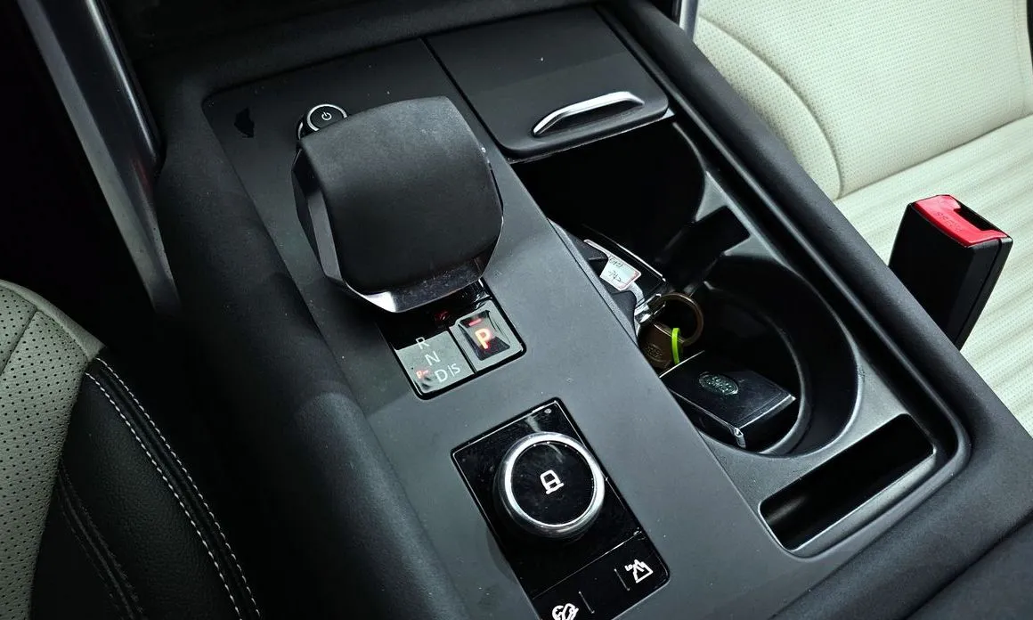 Land Rover Discovery — фото 10