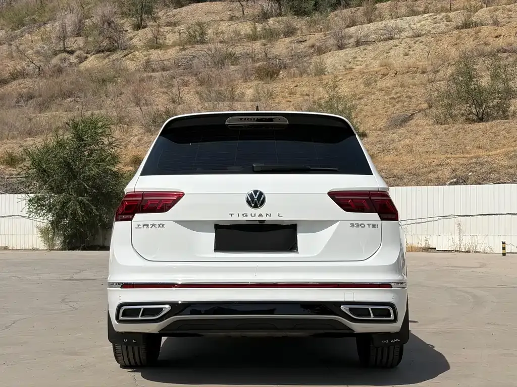 Volkswagen Tiguan L — фото 6