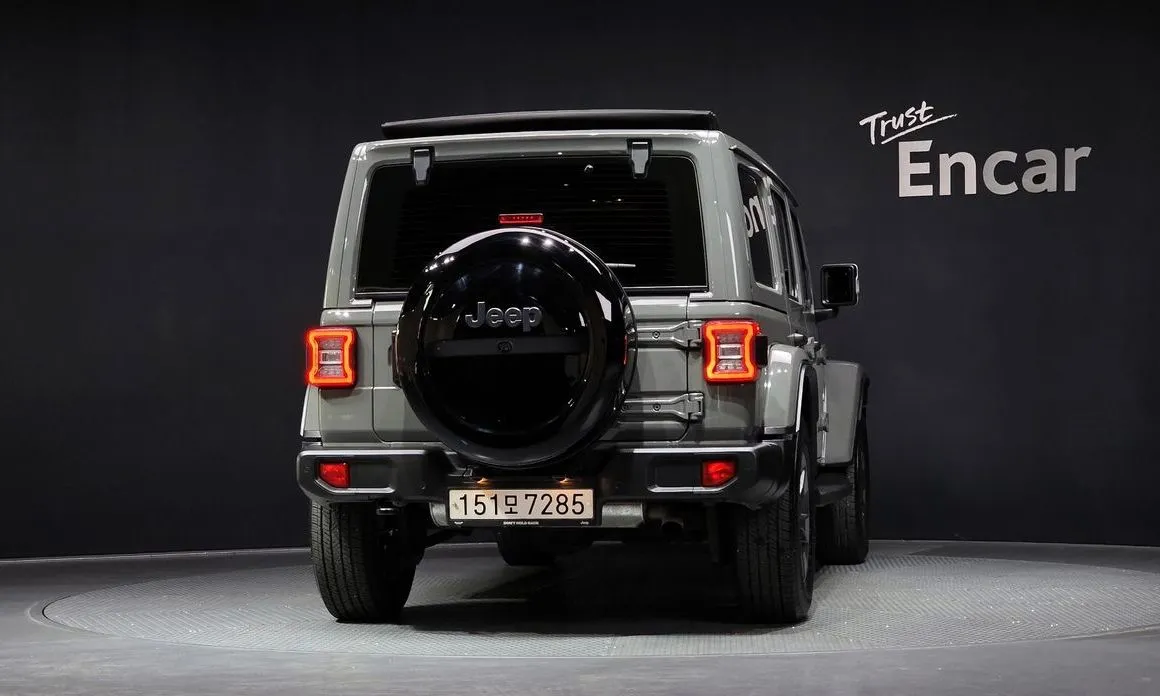 Jeep Wrangler — фото 5