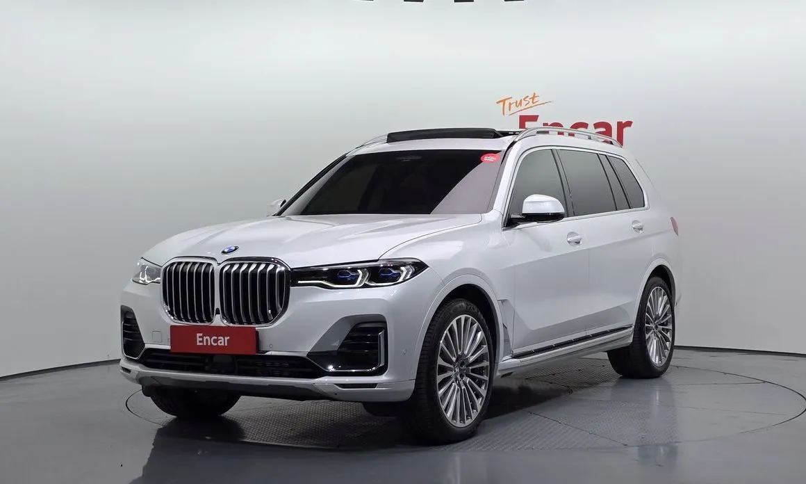BMW X7 — фото 1