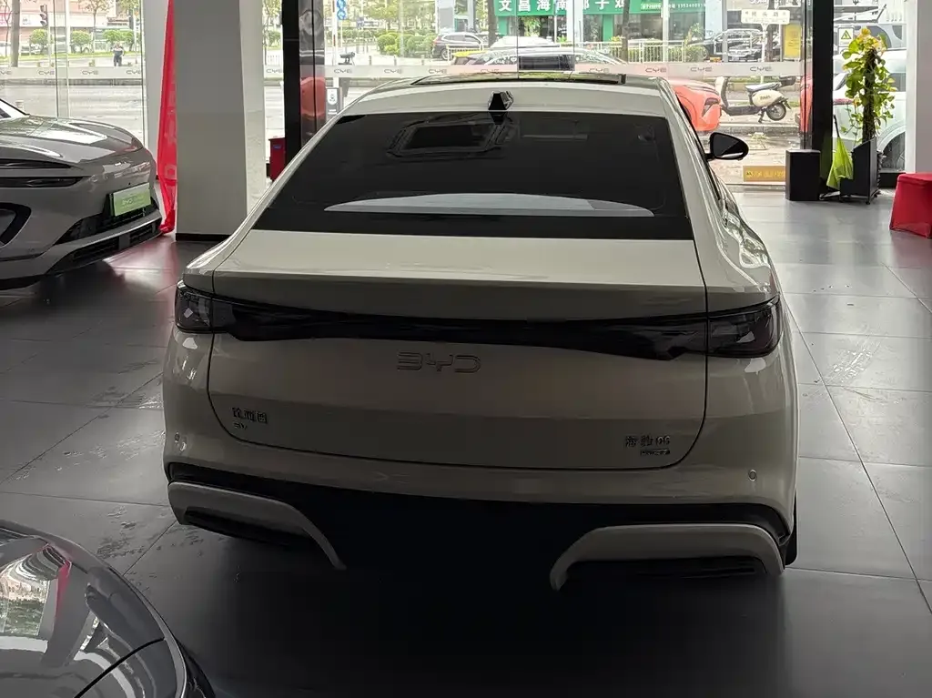 BYD Seal 06 — фото 8