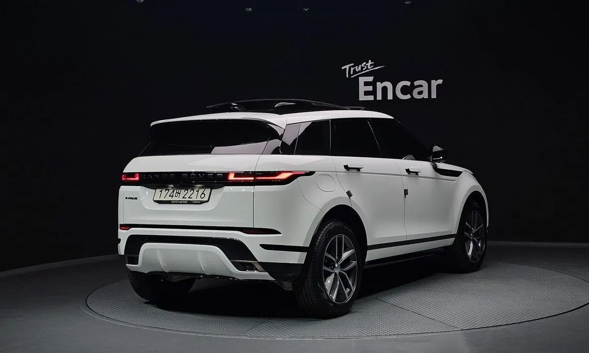 Land Rover Range Rover Evoque — фото 6