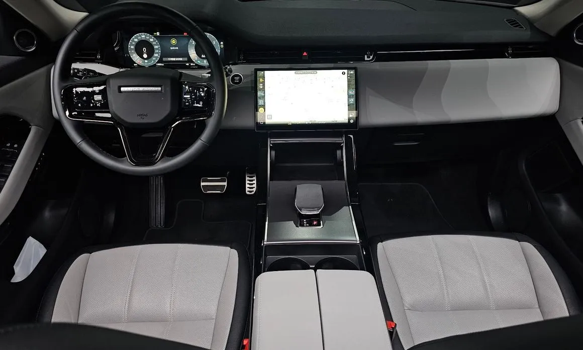 Land Rover Range Rover Evoque — фото 9