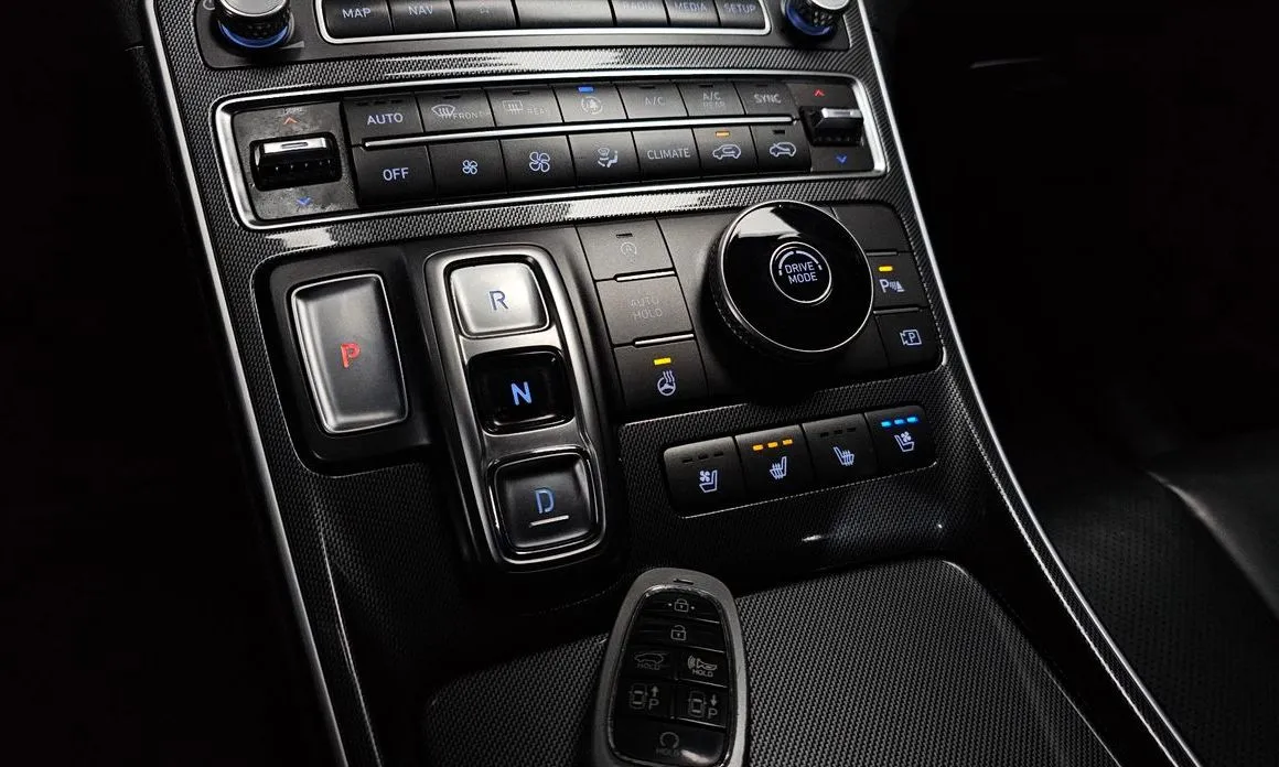 Hyundai Santafe — фото 6