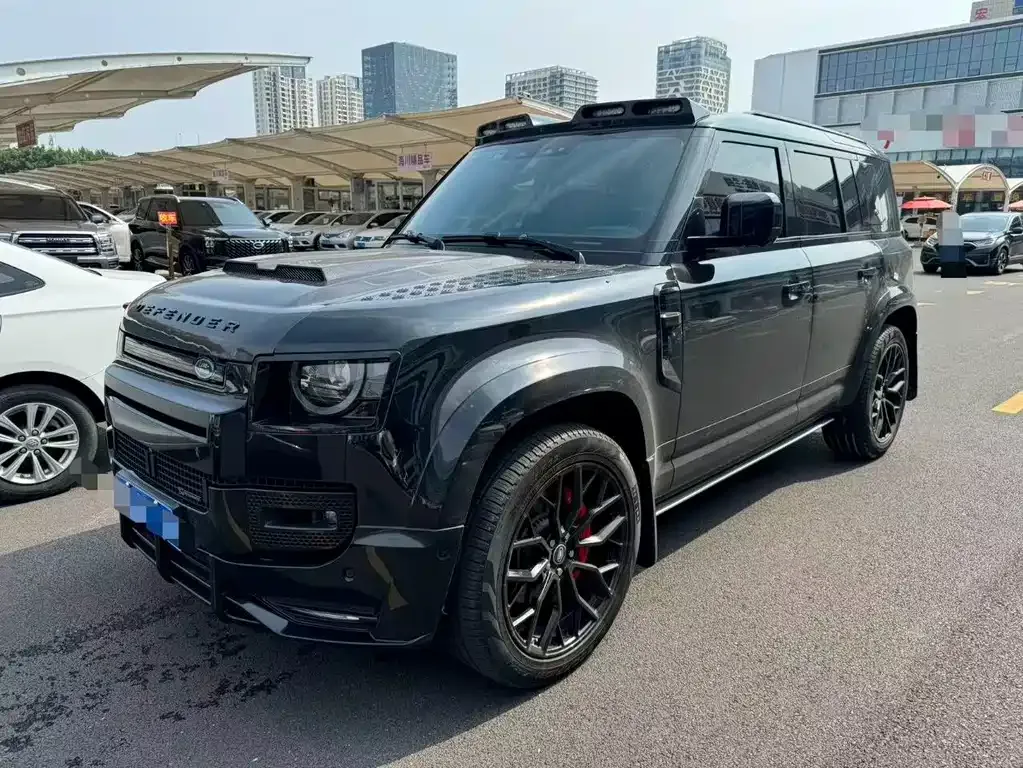 Land Rover Defender — фото 1