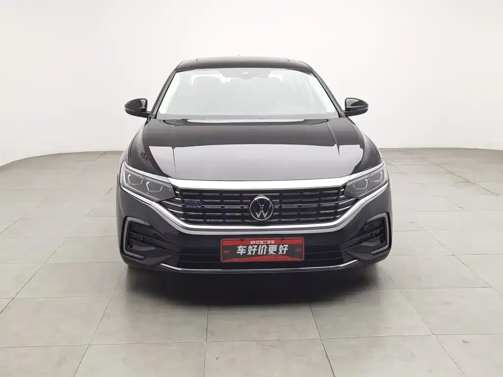 Volkswagen 帕萨特插电混动 — фото 2