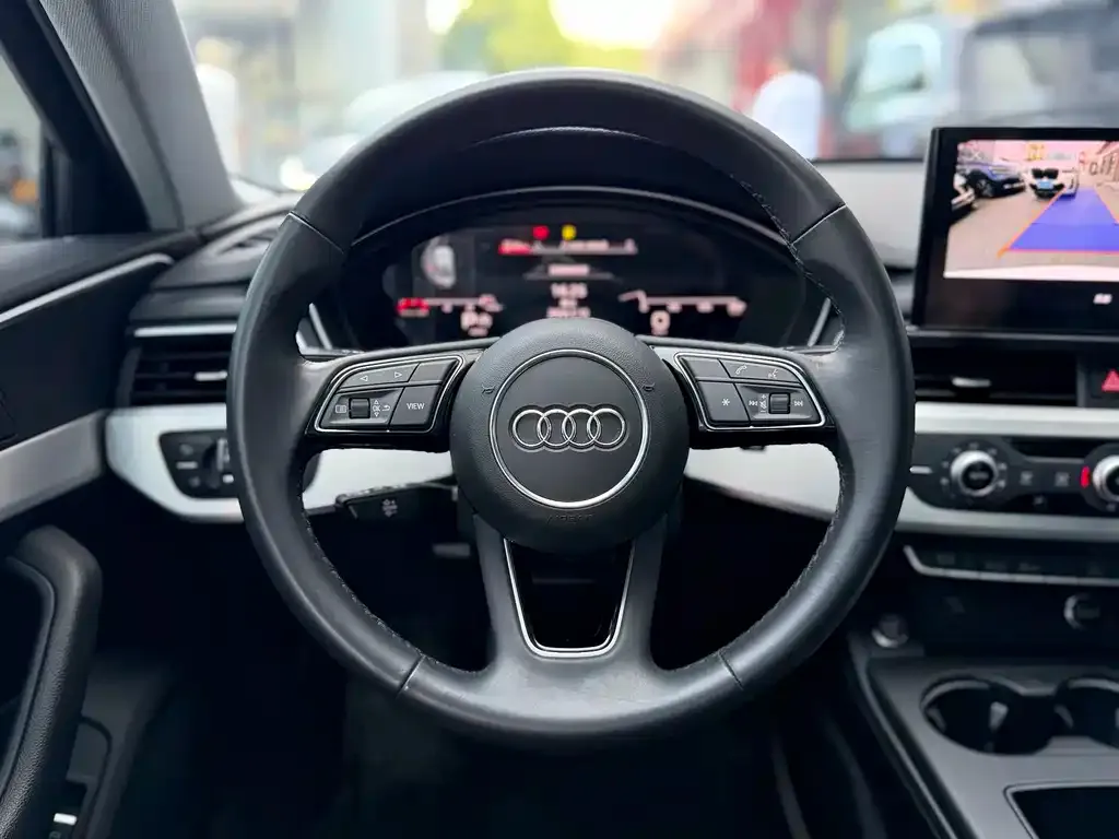 Audi A4L — фото 6