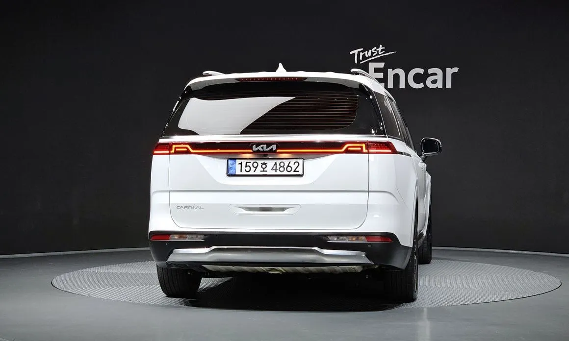 Kia Carnival — фото 2