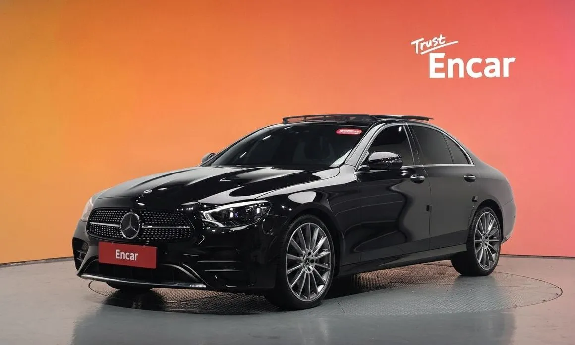 Mercedes-Benz E-Class — фото 1