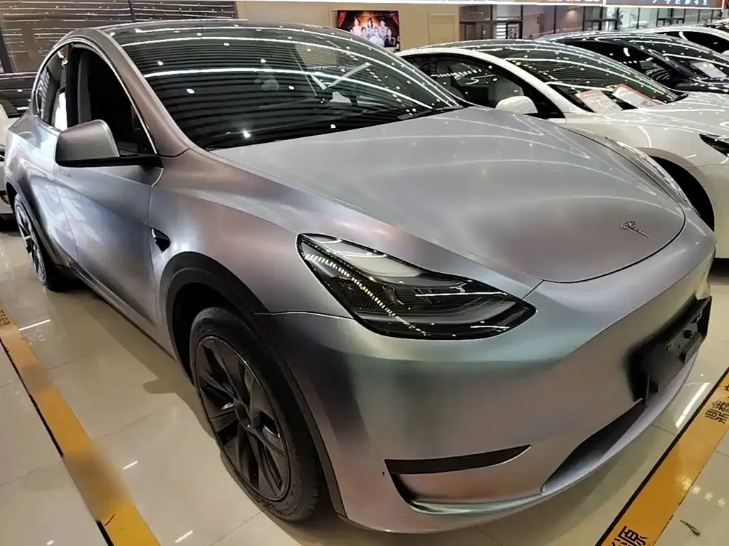 Tesla Model Y — фото 7