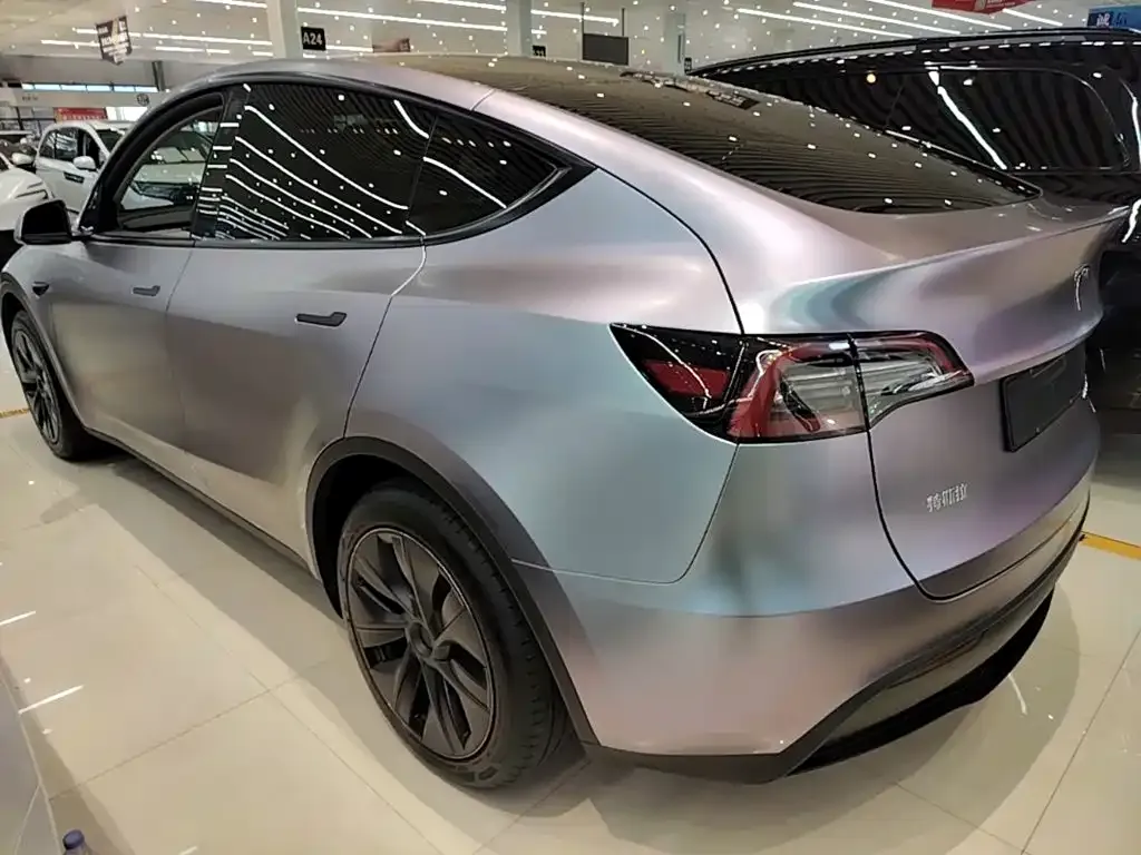 Tesla Model Y — фото 2