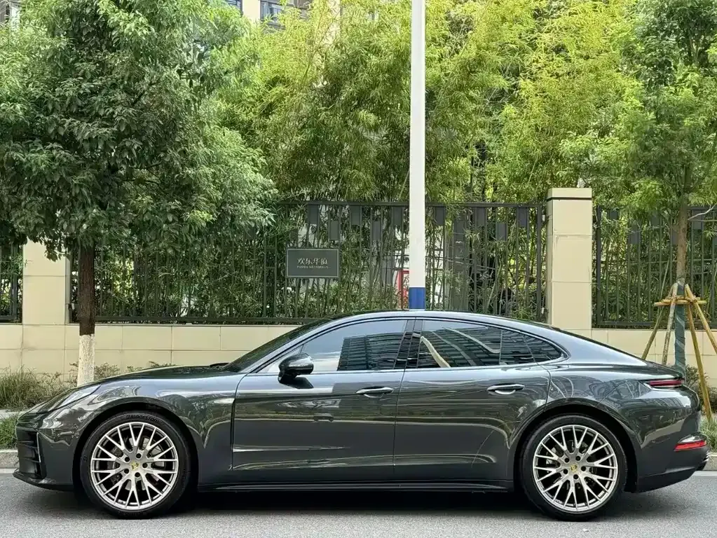 Porsche Panamera — фото 8