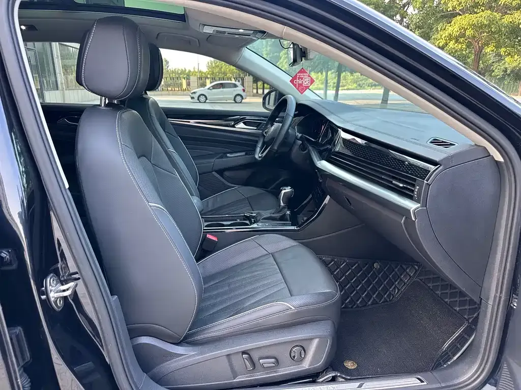 Volkswagen Passat — фото 3