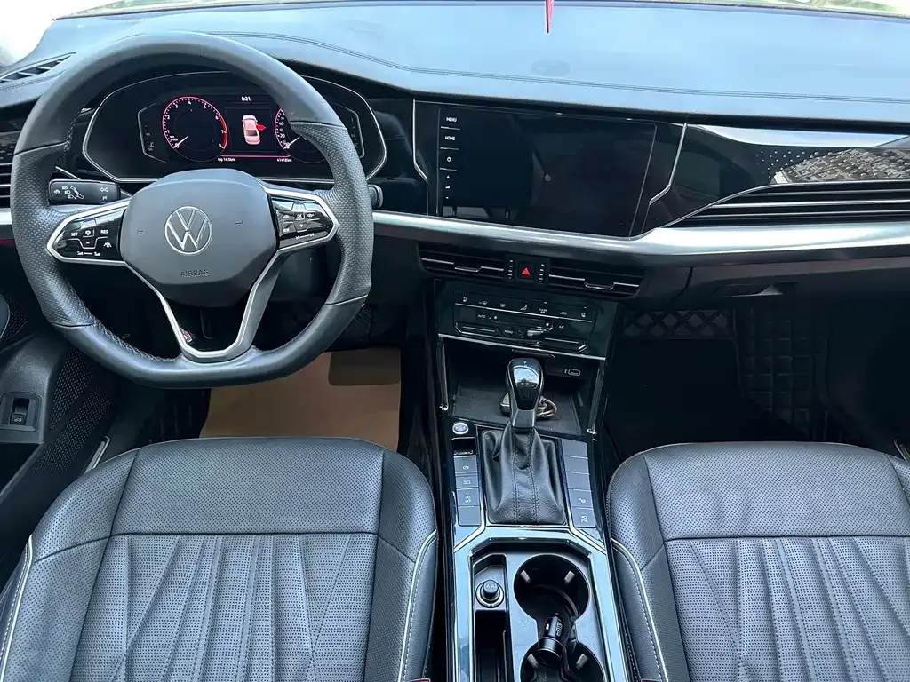 Volkswagen Passat — фото 9