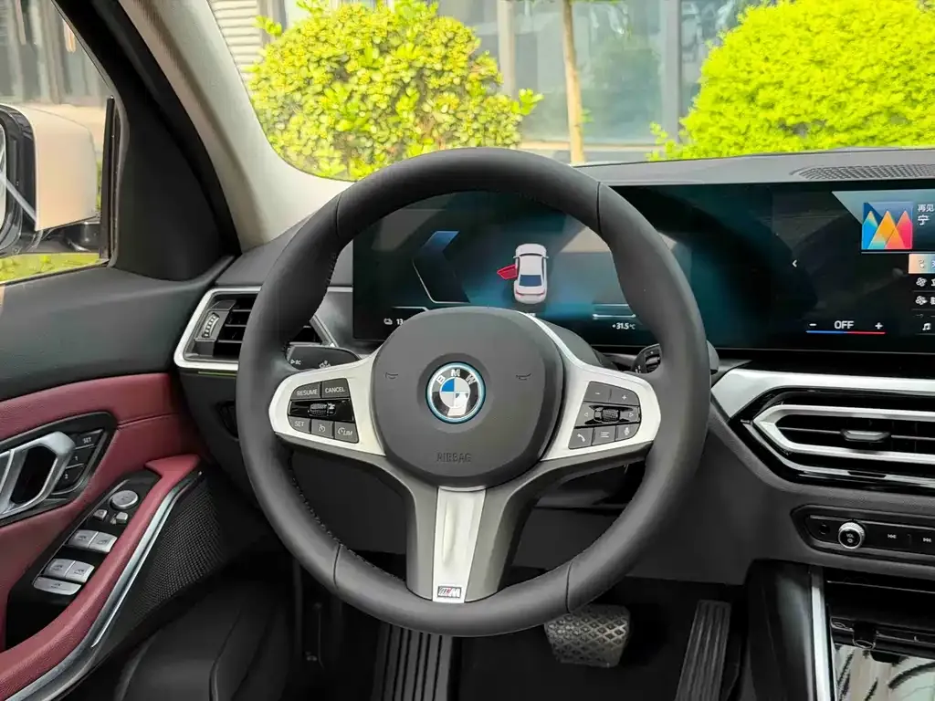 BMW i3 — фото 7