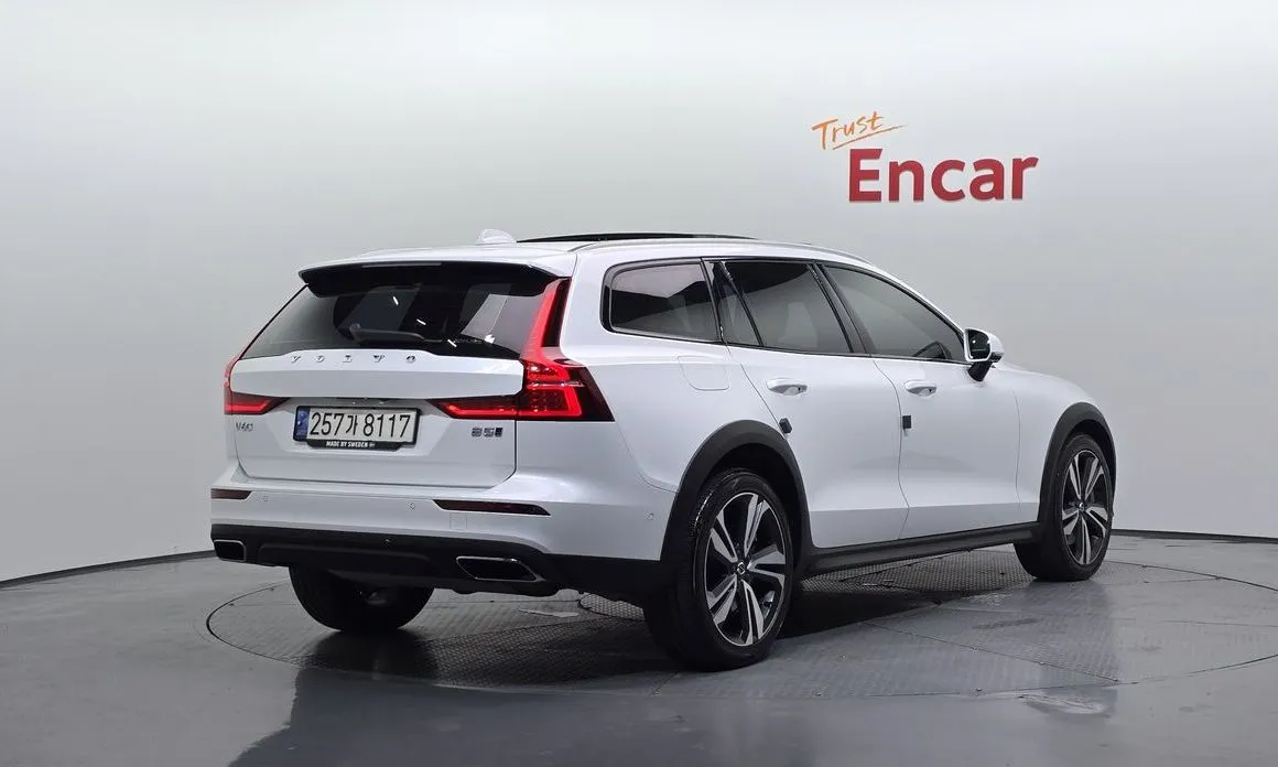 Volvo V60 — фото 2