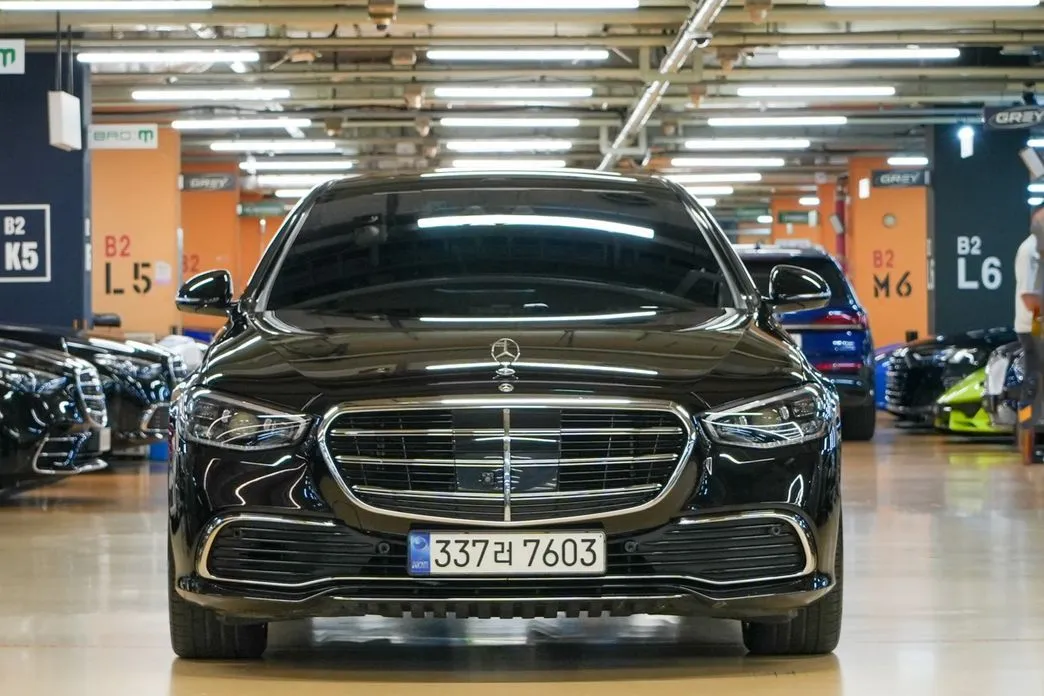 Mercedes-Benz S-Class — фото 1
