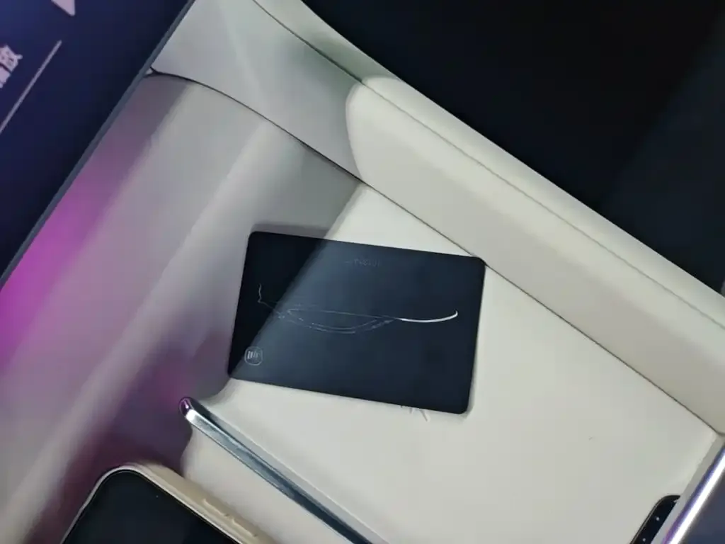 Xiaomi YU7 — фото 2