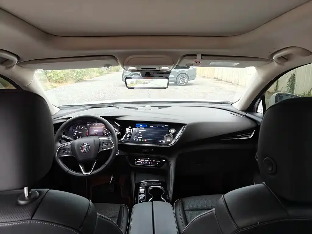 Buick Envision Plus — фото 5