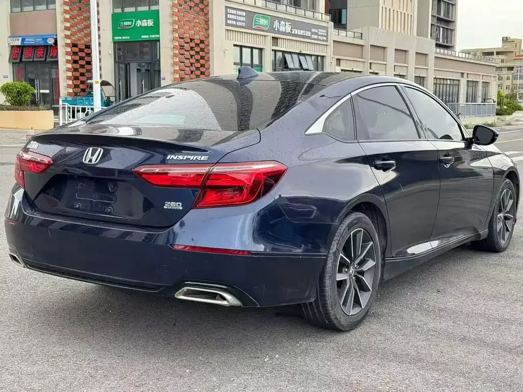 Honda Inspire — фото 6