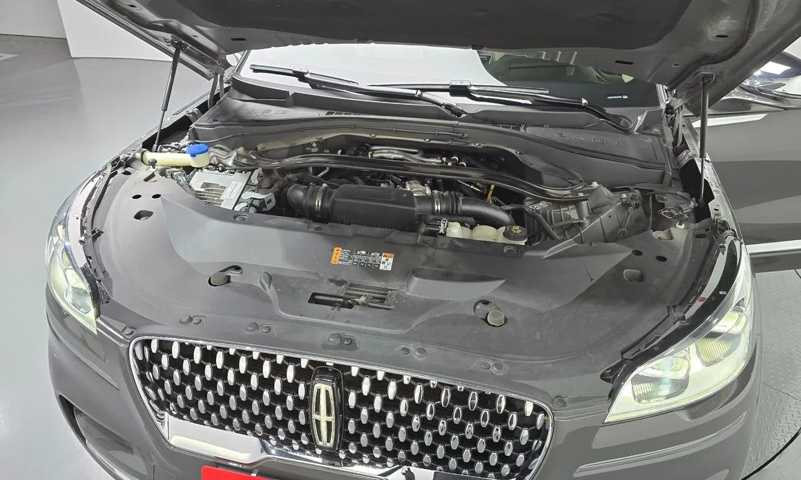 Lincoln Aviator — фото 10