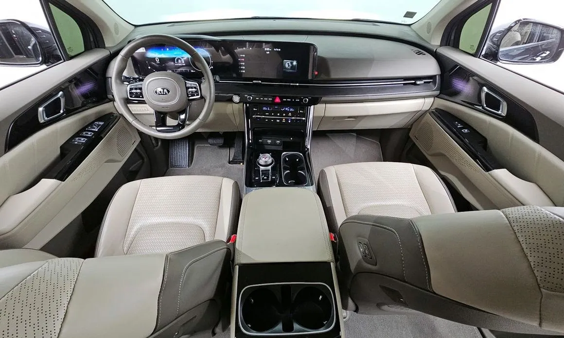 Kia Carnival — фото 4