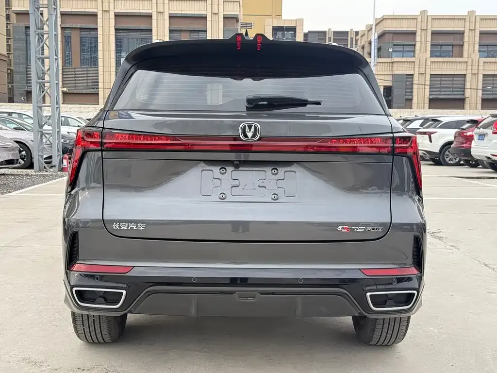 Changan CS75PLUS — фото 4