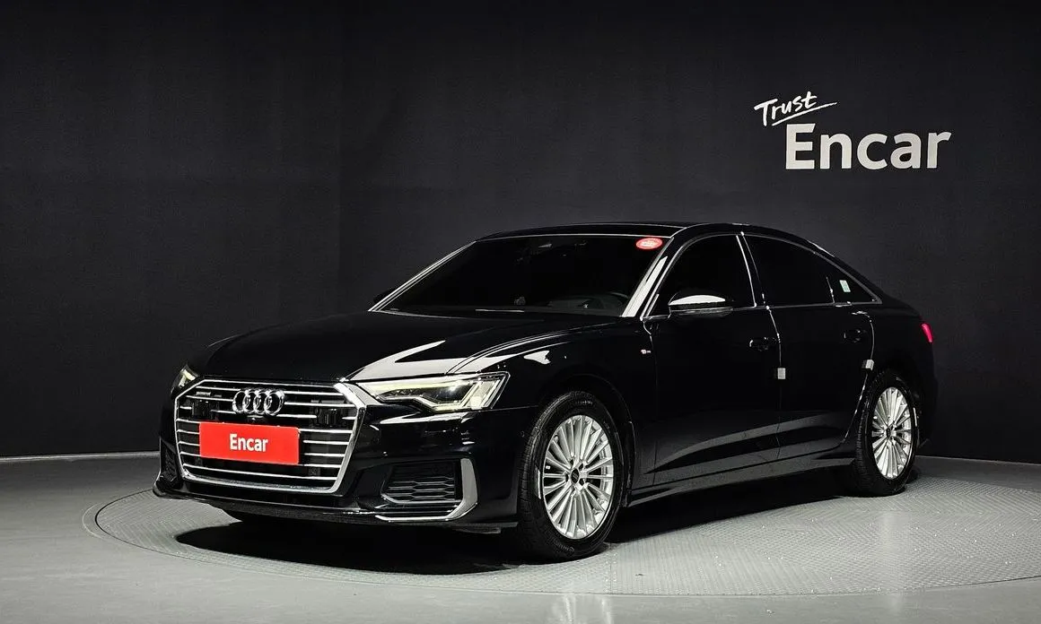 Audi A6 — фото 1