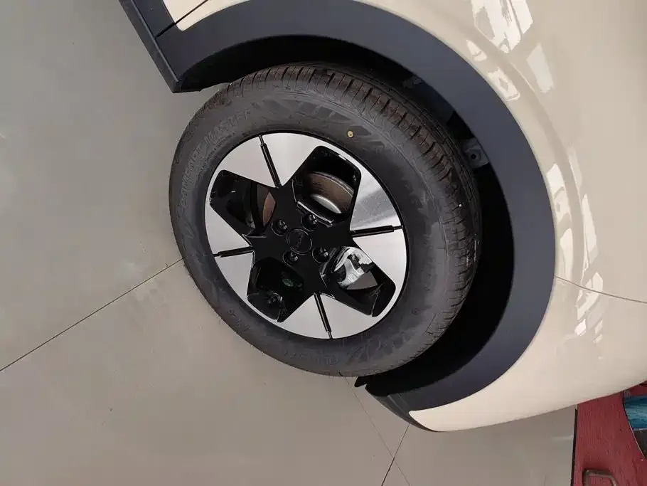 Geely Starburst — фото 4