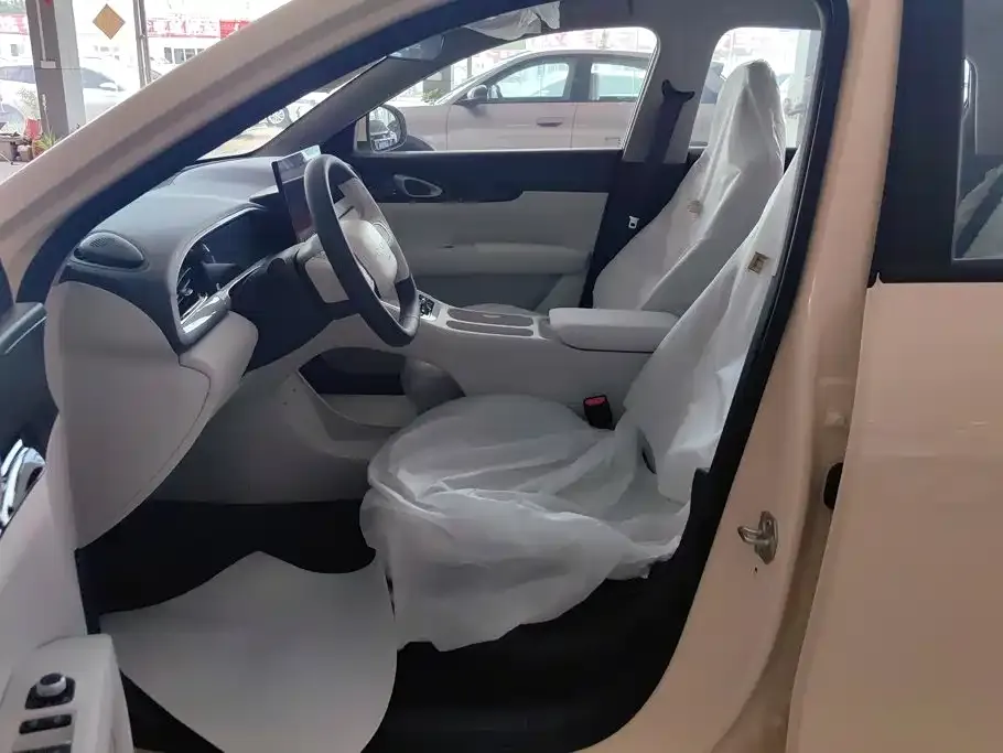 Geely Starburst — фото 10