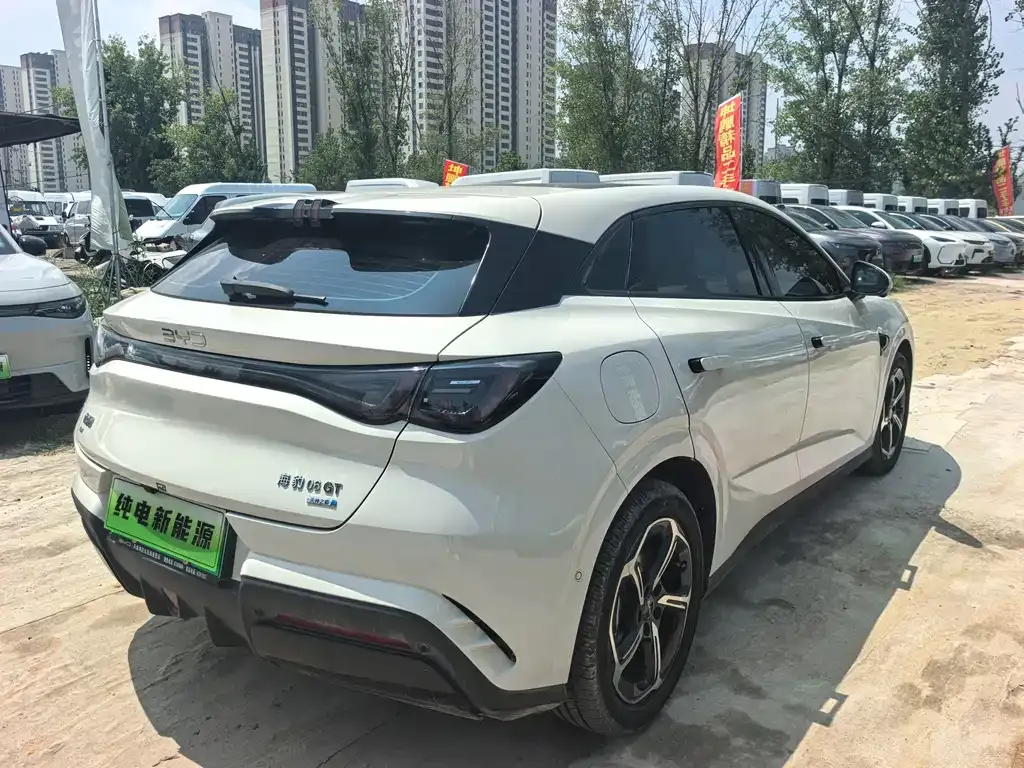 BYD Seal 06GT — фото 4