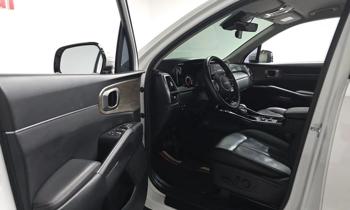 Kia Sorento — фото 10