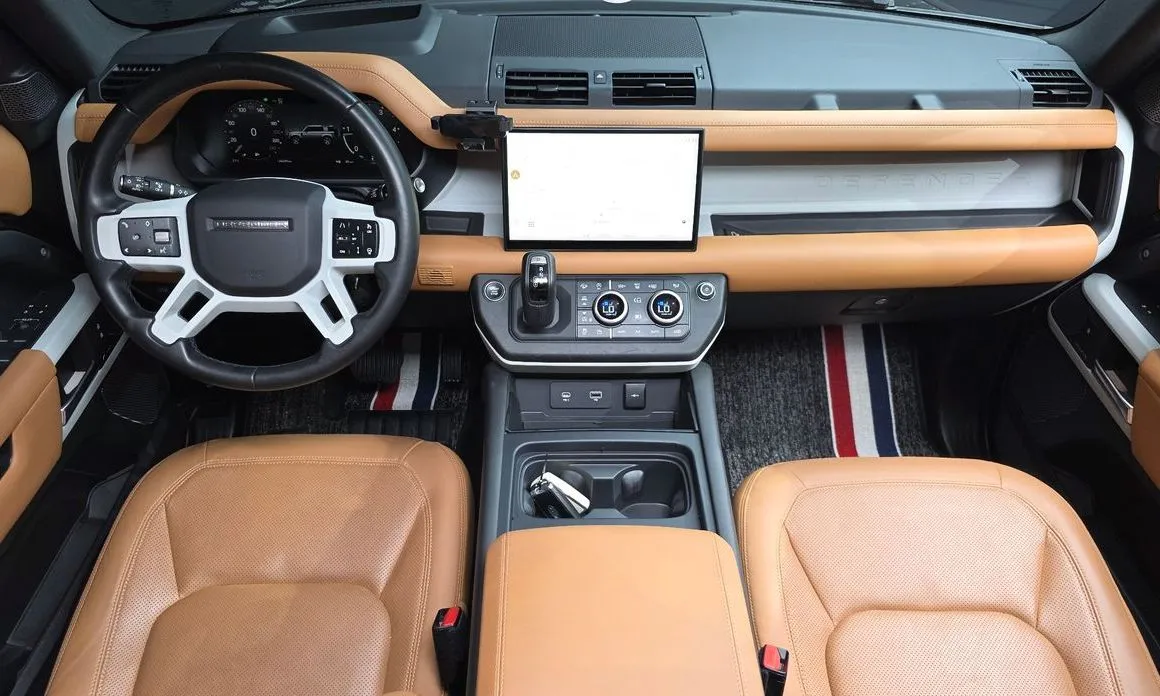 Land Rover Defender — фото 9