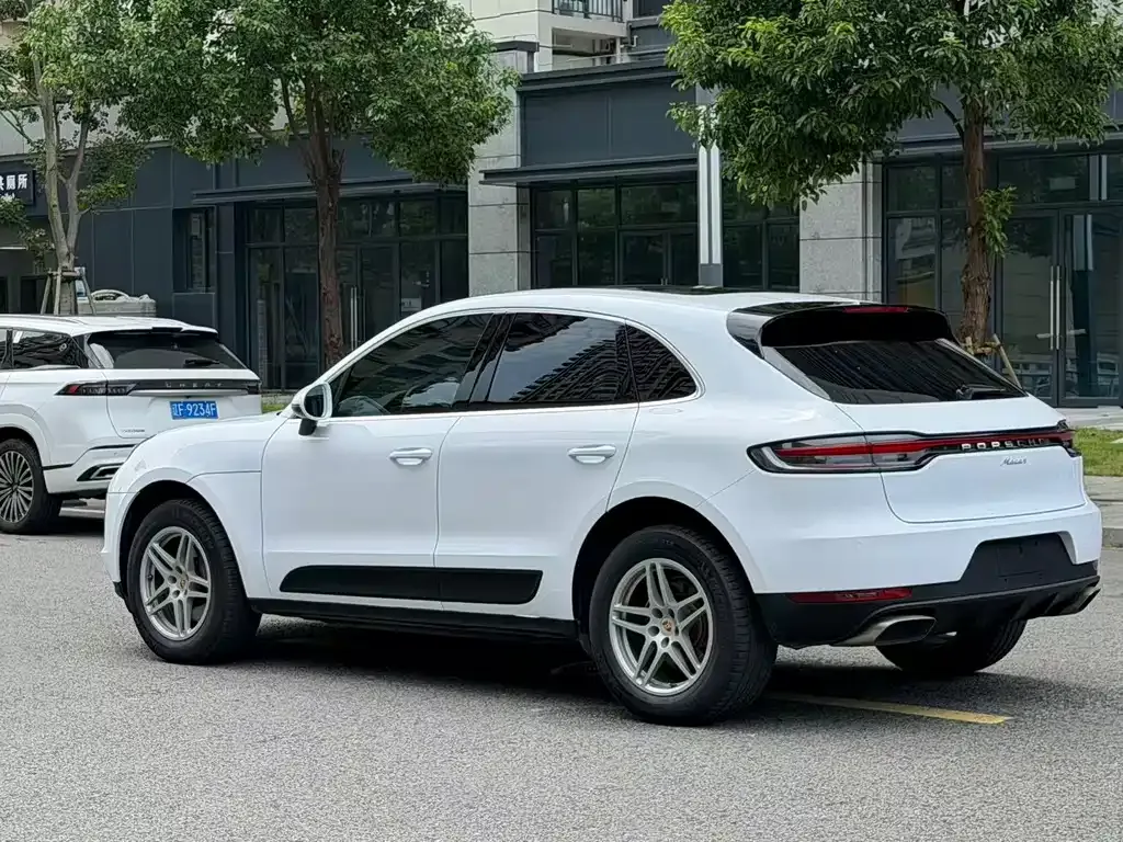 Porsche Macan — фото 9