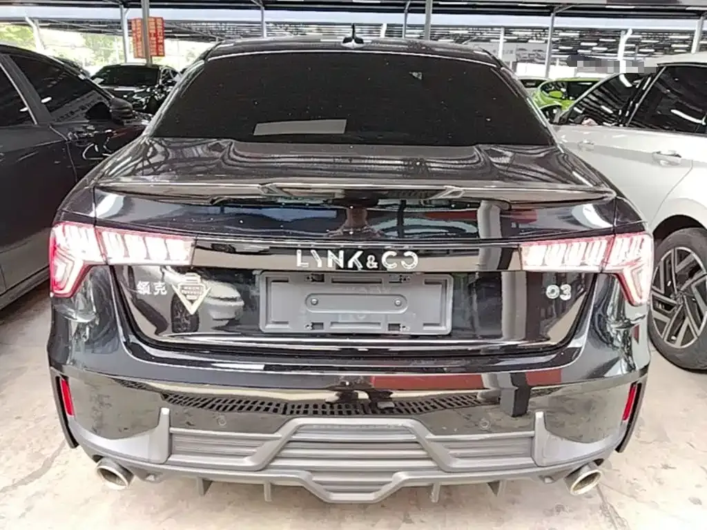 Lynk & Co 03 — фото 3