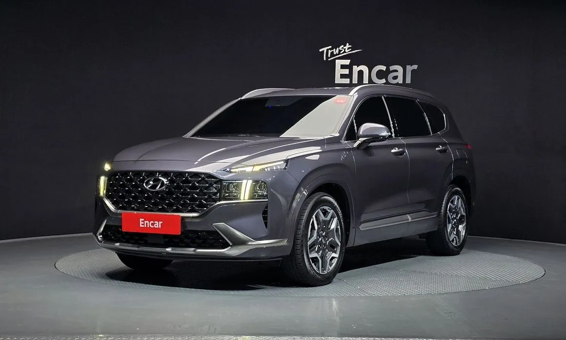 Hyundai Santafe — фото 1