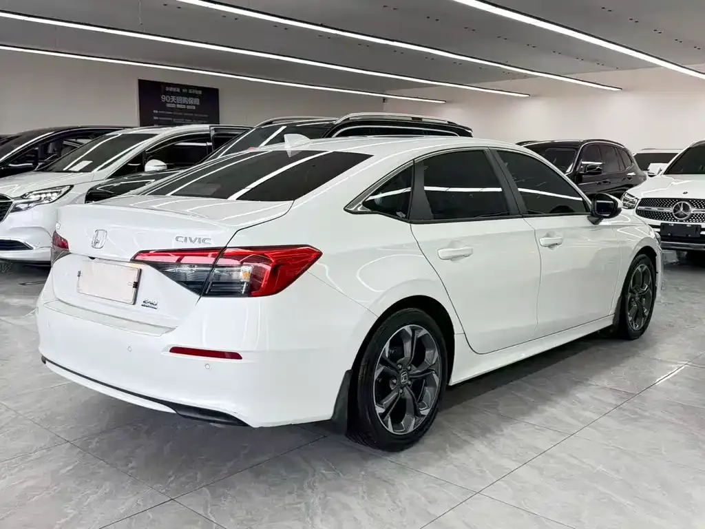 Honda Civic — фото 9