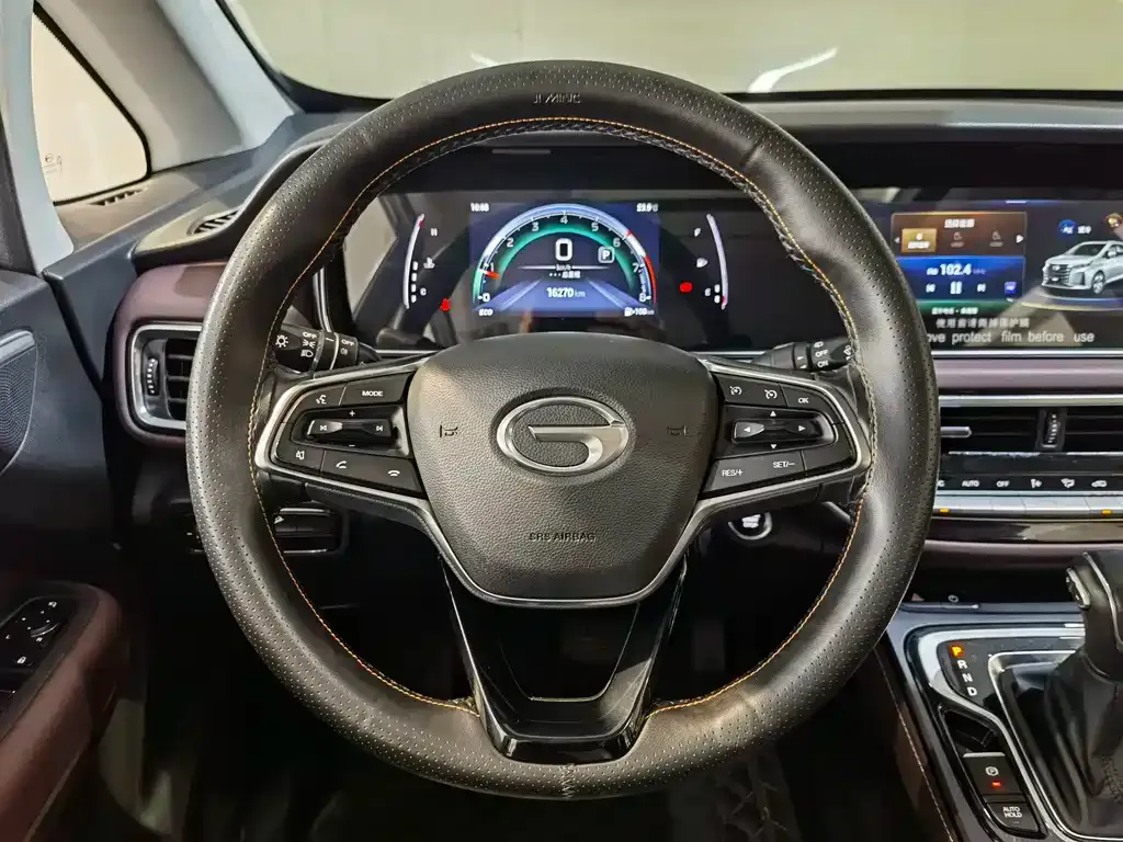 GAC Motor Trumpchi M6 — фото 7